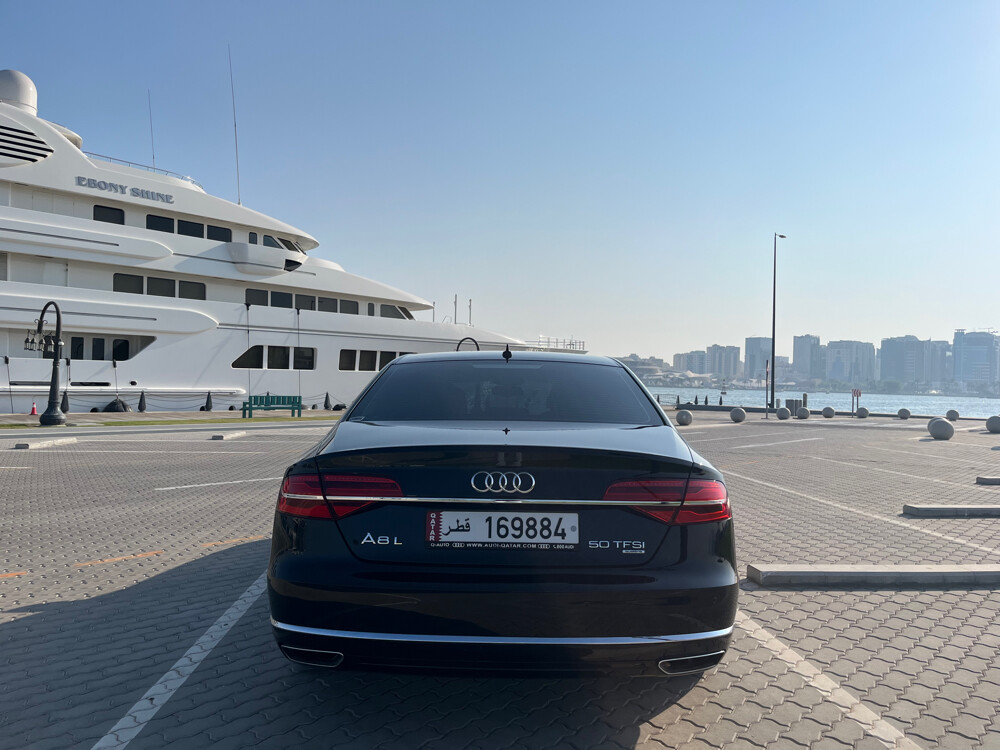 AUDI A8 L 2017 - 11