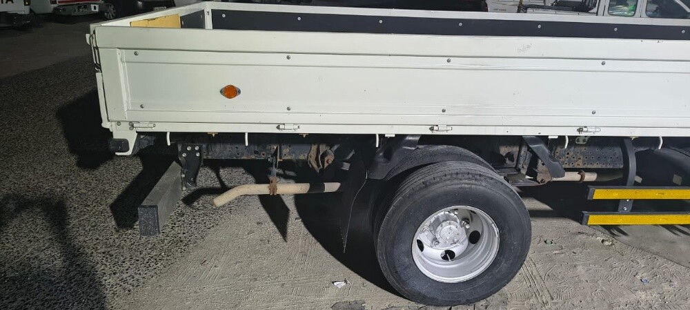 Isuzu - 5