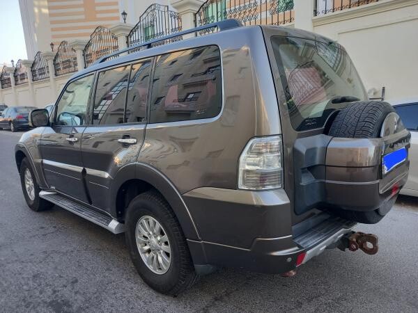 MITSUBISHI PAJERO 2014 - 3