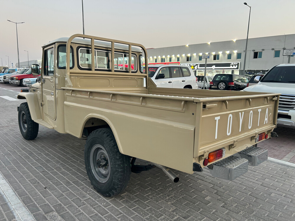 تويوتا شاص 1984 - 10