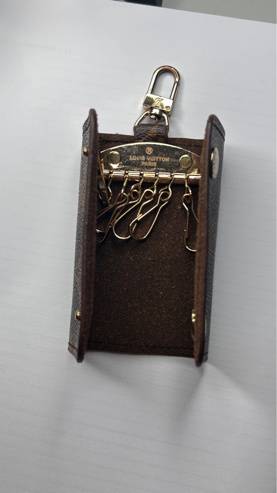 LV key holder - 3