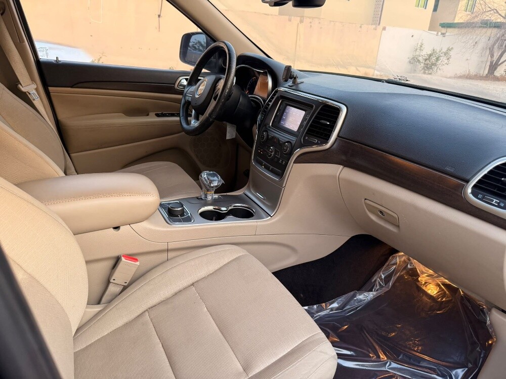 jeep cheroke - 6