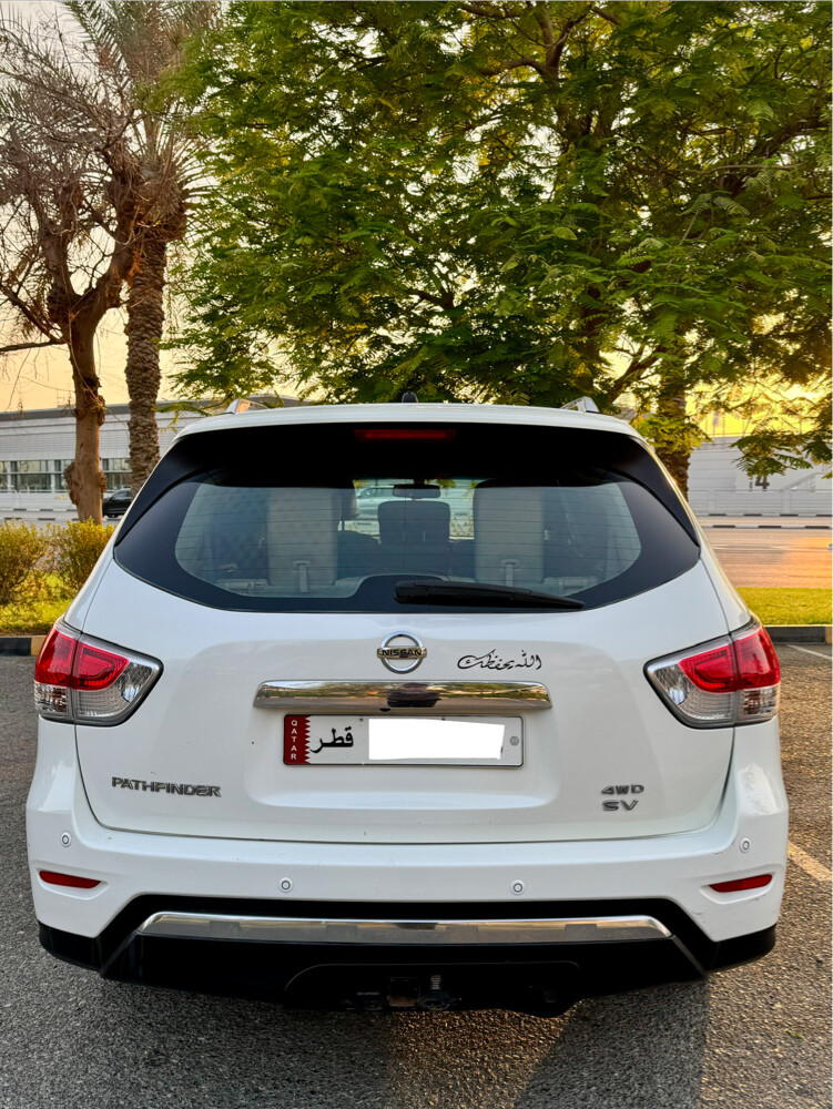 Nissan Pathfinder 2014 Full Option - 5