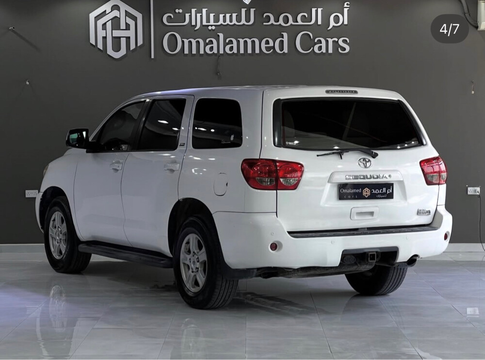 الشركة : تويوتا الفئه : سكويا - 4