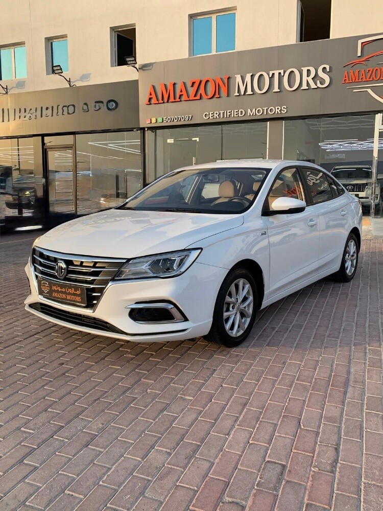 MG 5 Automatic Sedan - 3