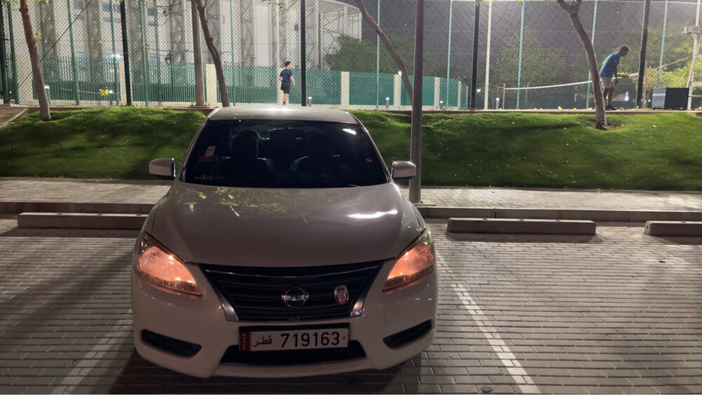 Nissan Sentra - 1