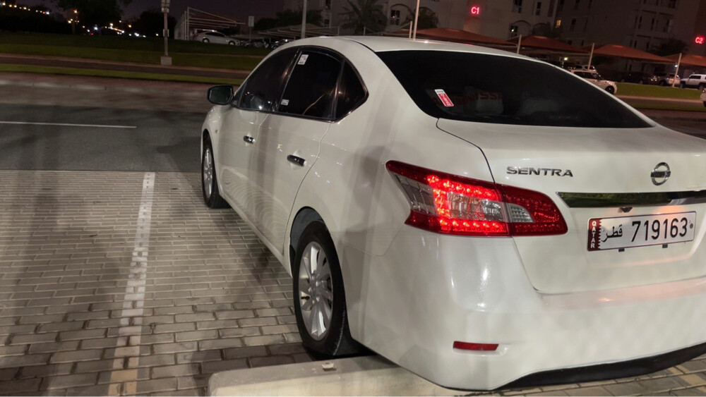 Nissan Sentra - 6