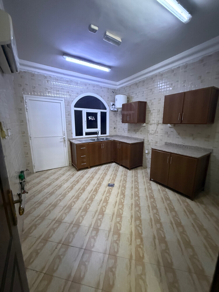 للايجار فيلا داخل مجمع بازغوااي - 3