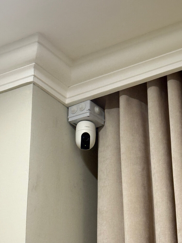 Wifi Wireless Smart moving Camera - 1