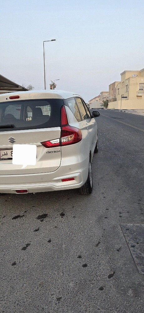 Suzuki ertiga suv 7seat car. for sale modal 2021 km 35000 only one moinar. istimara almost new. clean car. - 7