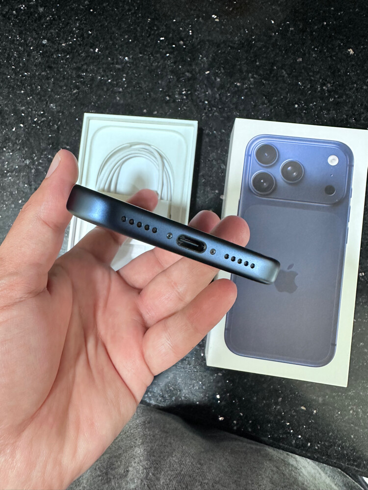 I phone 17 pro 256 fiscal sim and e - 8