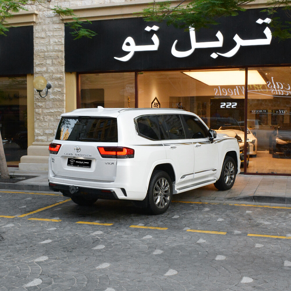 لاندكروزر في اكس ار 2025 - 6