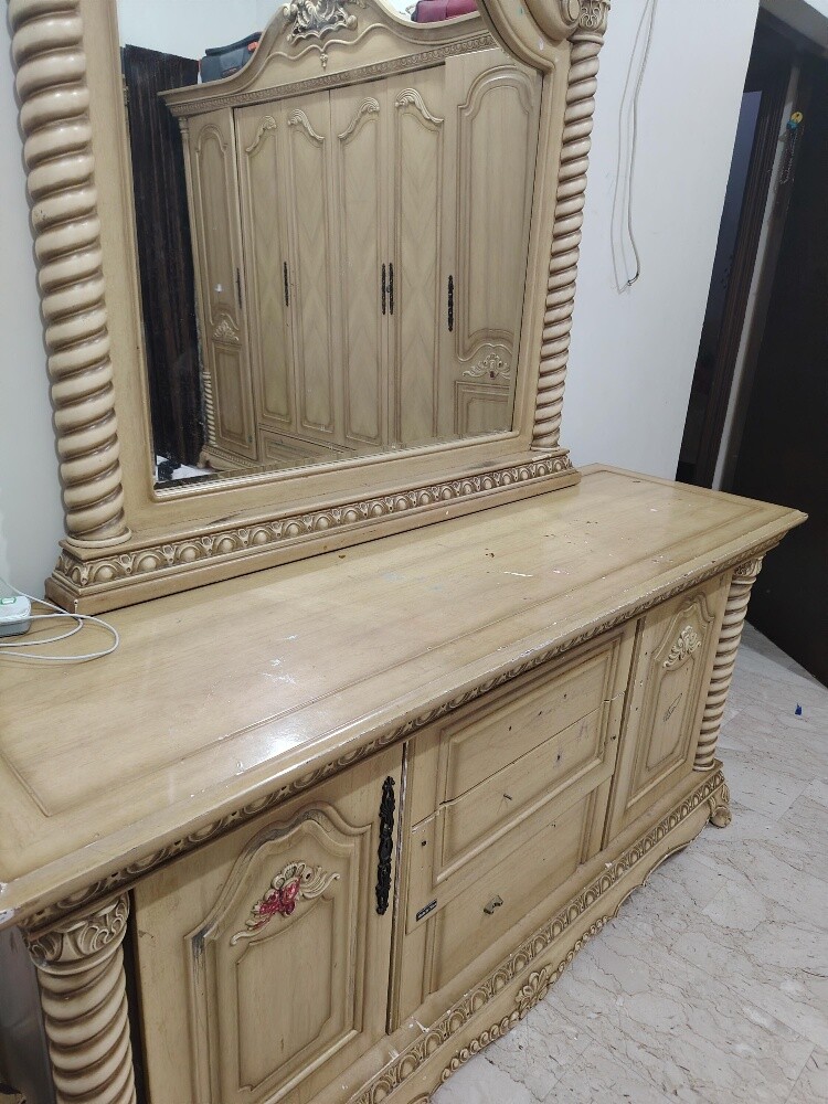 اثاث غرفة نوم  للبيع - 3