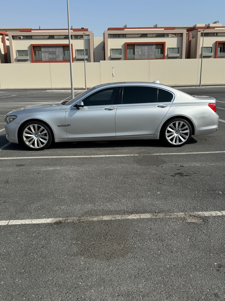 Bmw 740Li 7 Series 2009 - 2