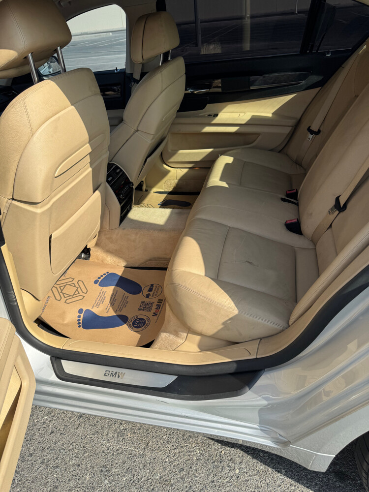Bmw 740Li 7 Series 2009 - 8