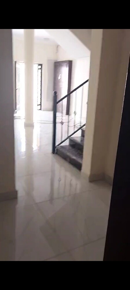 فيلل للبيع في مريخ - 6