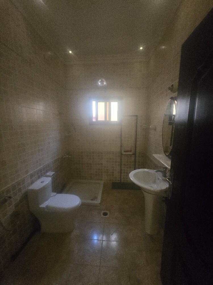 For rent villa in Al Khamisa - 9