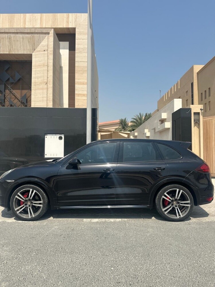 porche - 2