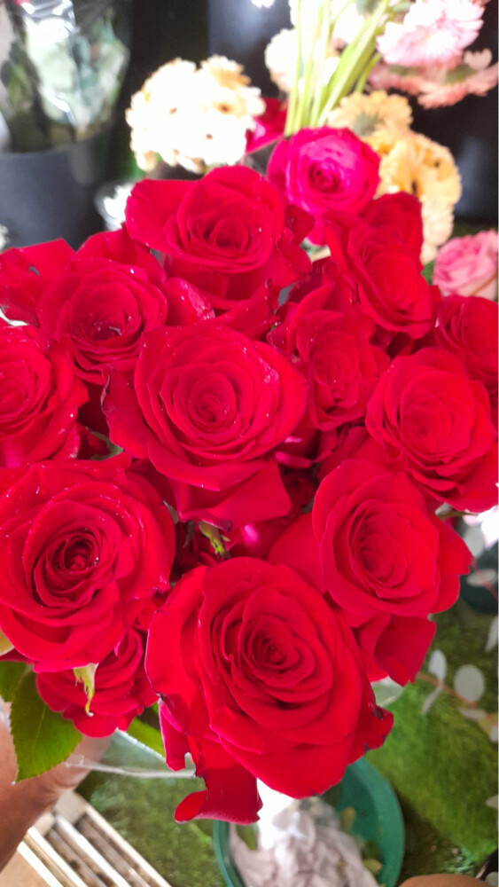 Florist & Balloon Designer Needed - 2