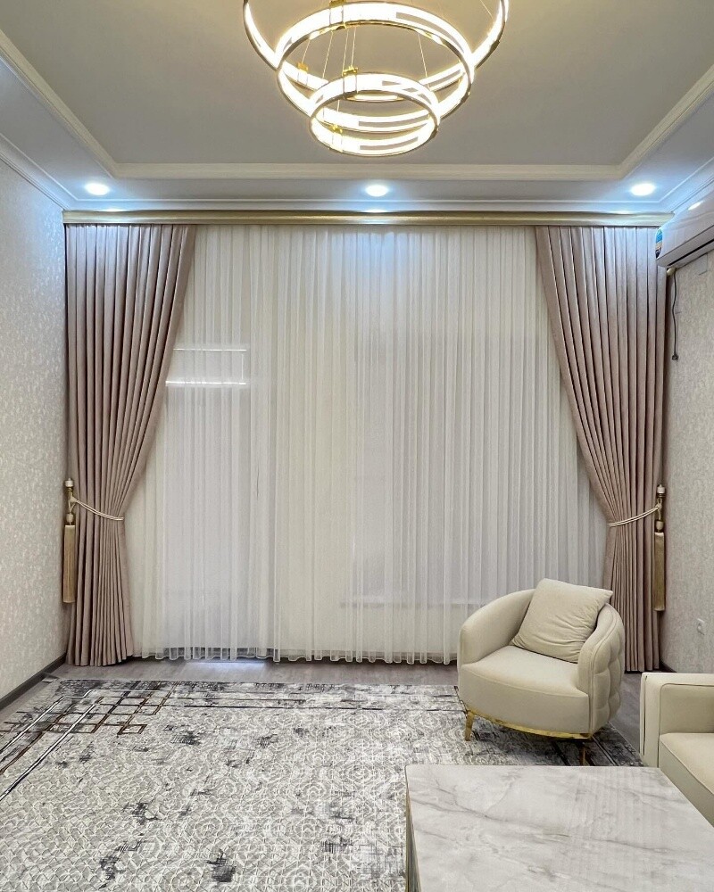 Curtains and Home Decor - 10
