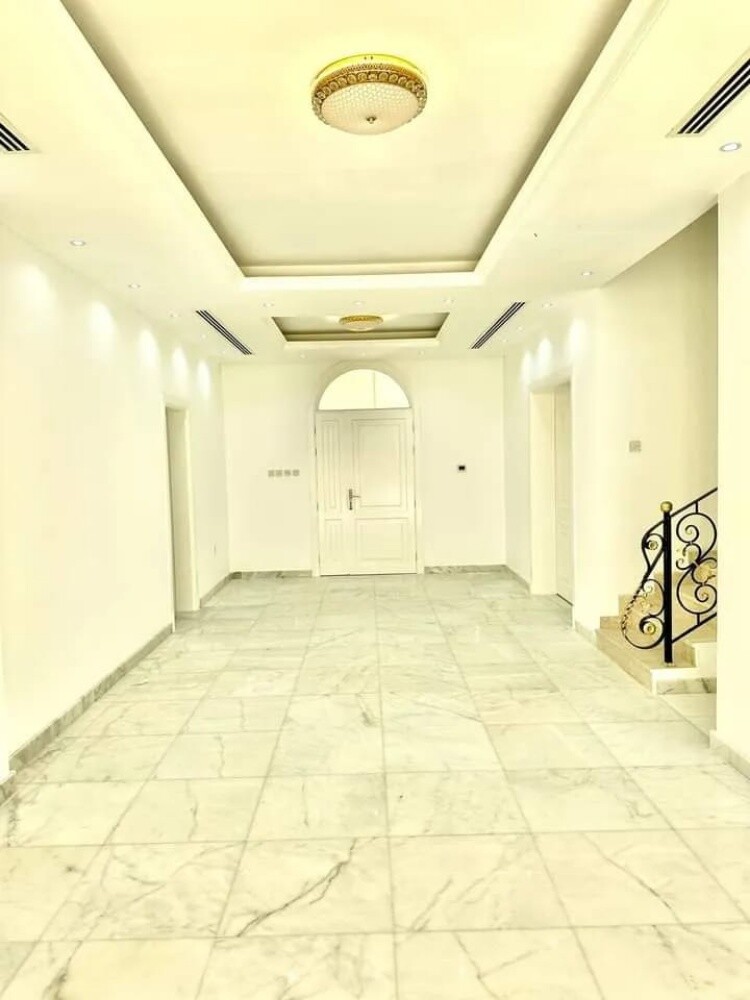 Gypsum & painting - 13