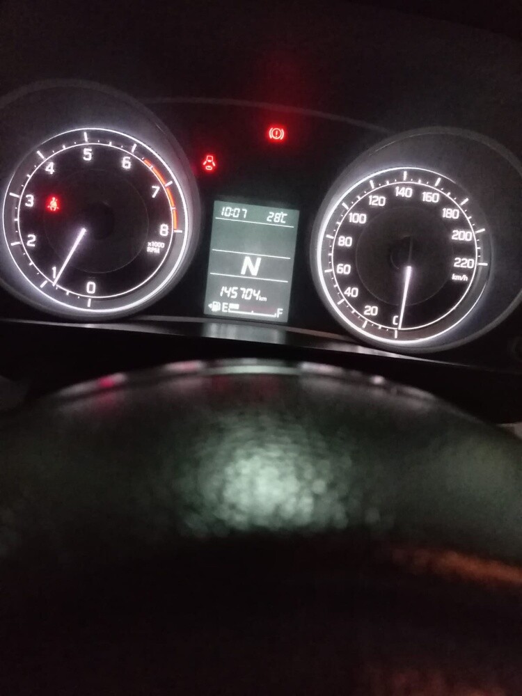 suzuki dezir 2018 - 8