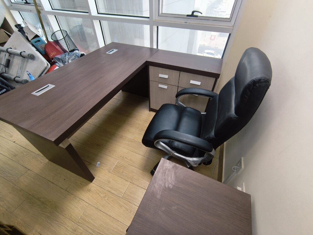 uesd office furniture sell - 4