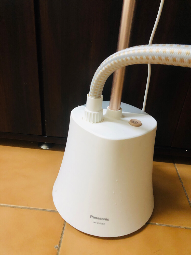 CLOTH/GARMENT STEAMER - 4