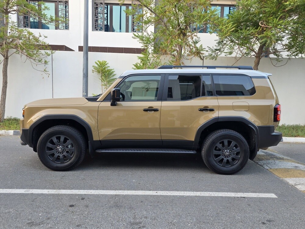 Toyota Prado Adventure 2.4L Turbo - 4