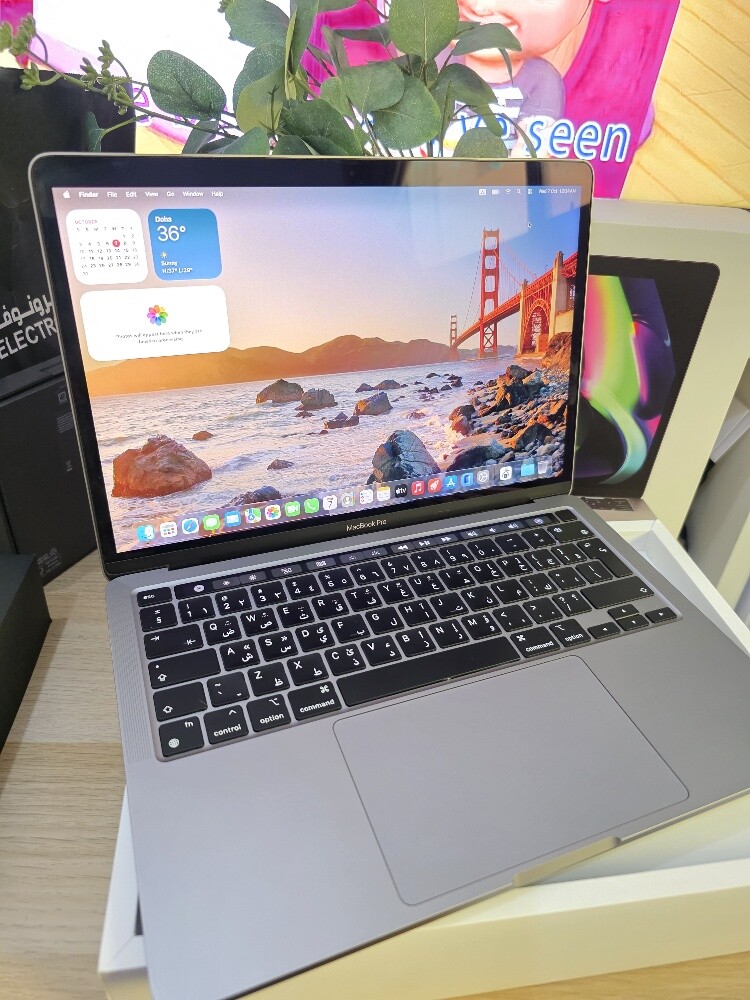 13" Macbook Pro M1 8/256 Gray - 1