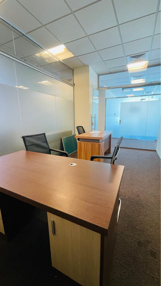 مكتب مجاني لمدة شهر - 28