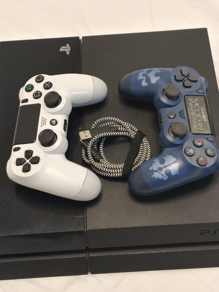 PS4 jailbroken 500gb - 3