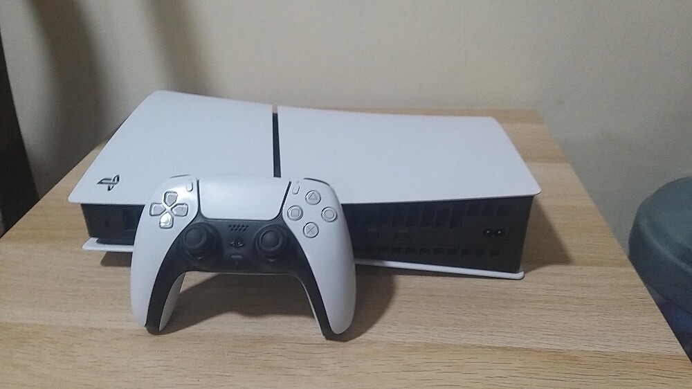 play station5 slim with warranty - 1