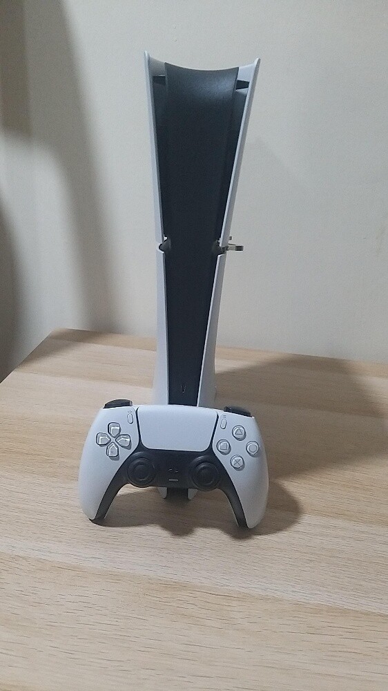 play station5 slim with warranty - 2
