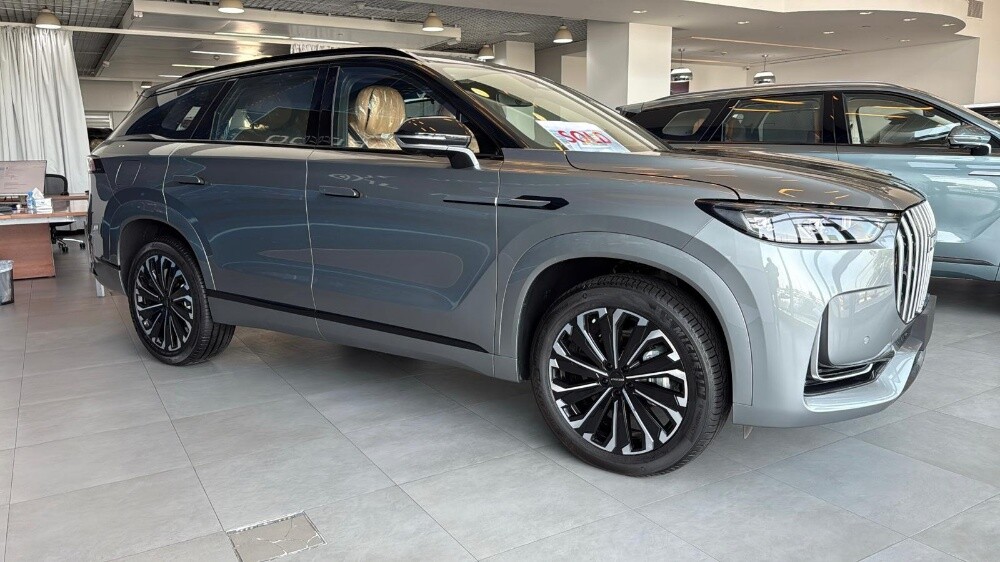 luxury world car polishing and wash - 2