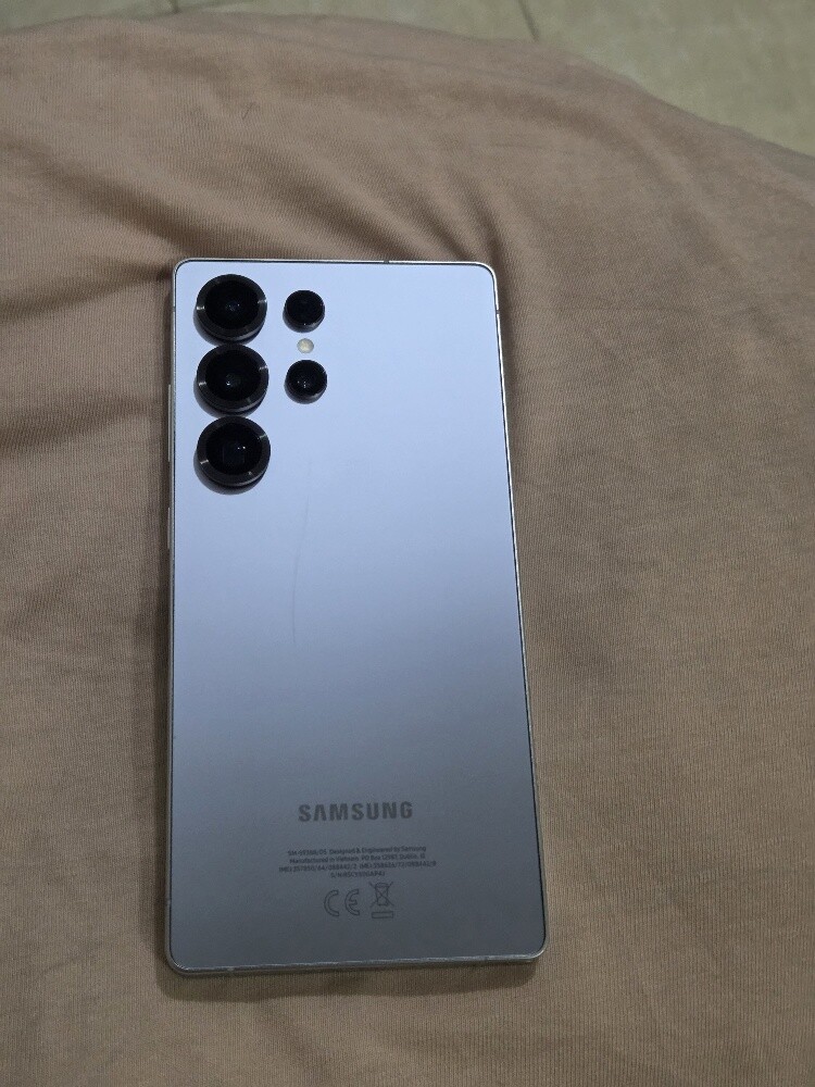 Samsung Galaxy S25 Ultra 1TB - 10