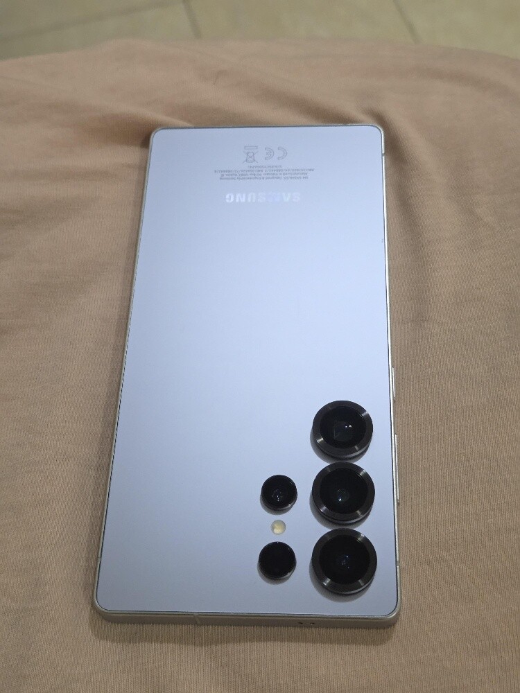 Samsung Galaxy S25 Ultra 1TB - 11
