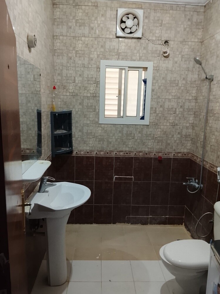 عمارة بفريج عبد العزيز المساحة ال - 4