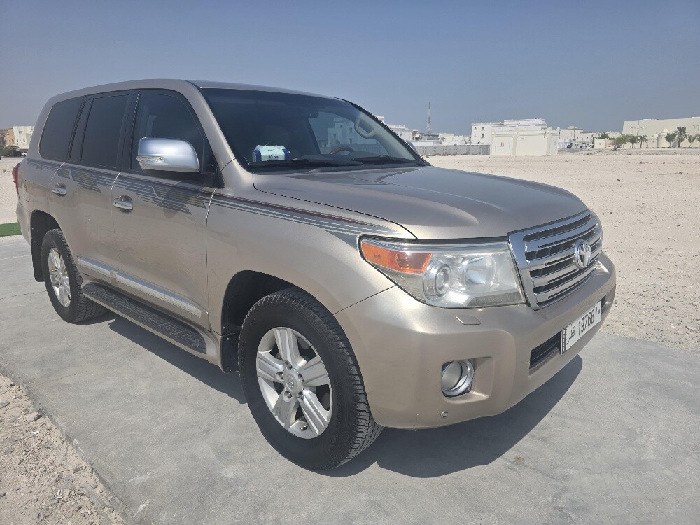 Toyota gxr v8 2014 - 3
