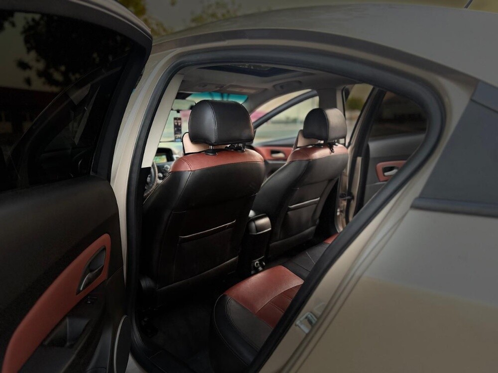 Chevrolet cruze full option 2011 - 16