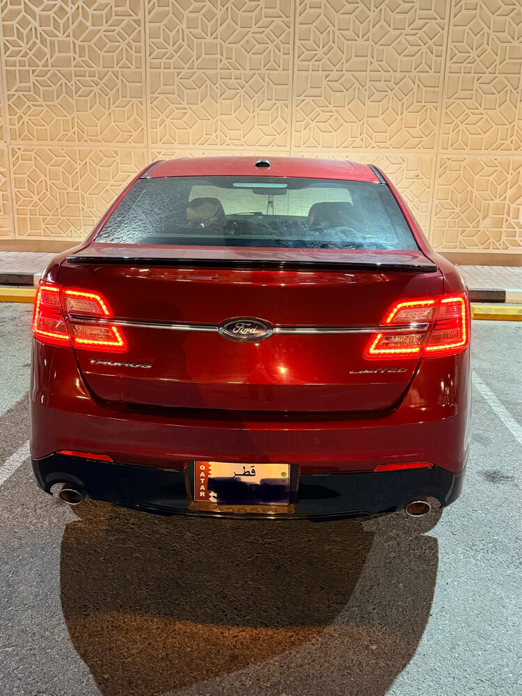 ford Taurus - 2