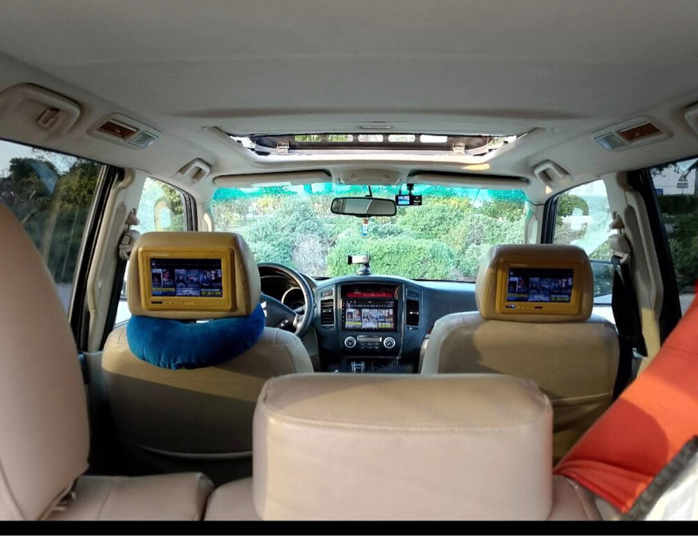 Mitsubishi pejero 2010 Full option  - 3