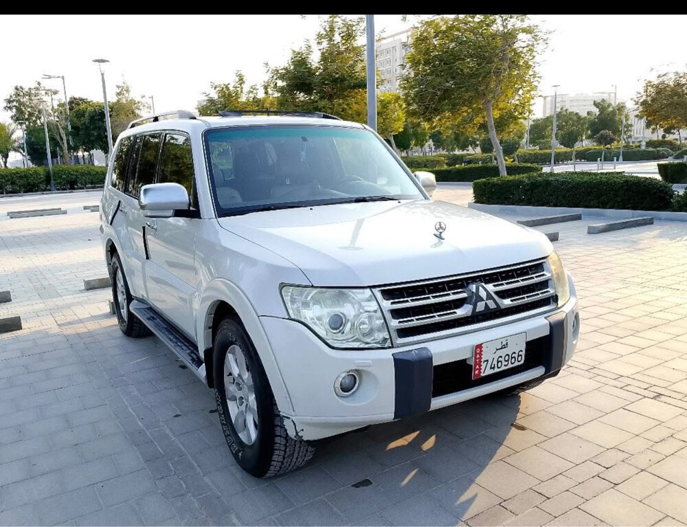 Mitsubishi pejero 2010 Full option  - 7