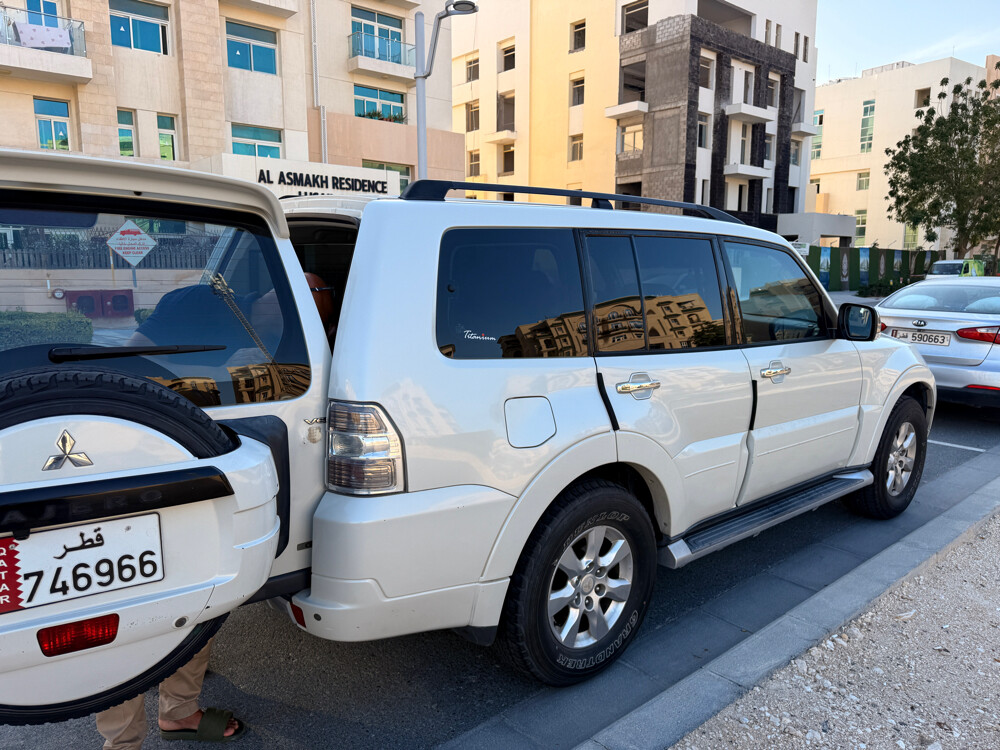 Mitsubishi pejero 2010 Full option  - 8
