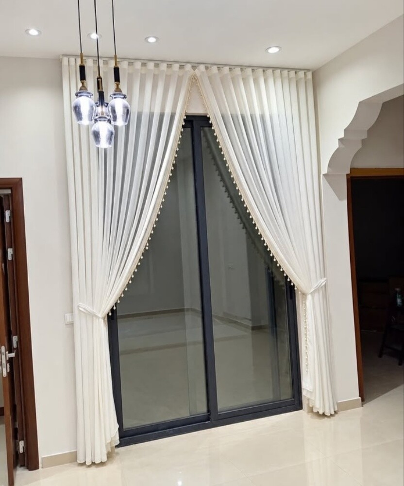 making window curtains - 1