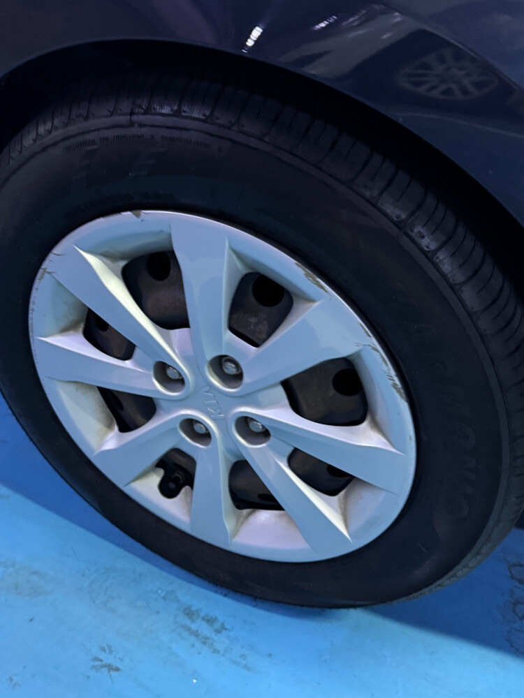 Kia Rio 2017 Sedan - 9
