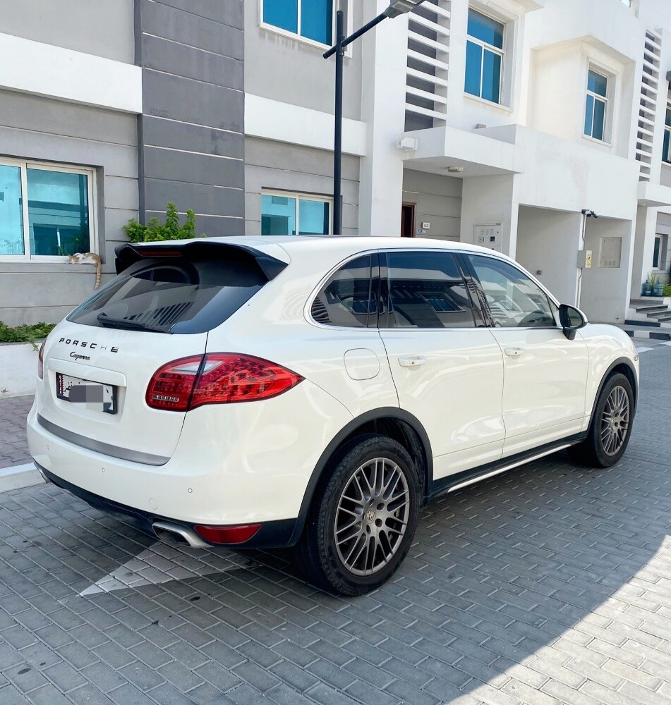 بورشه كايين
٢٠١١ - 5