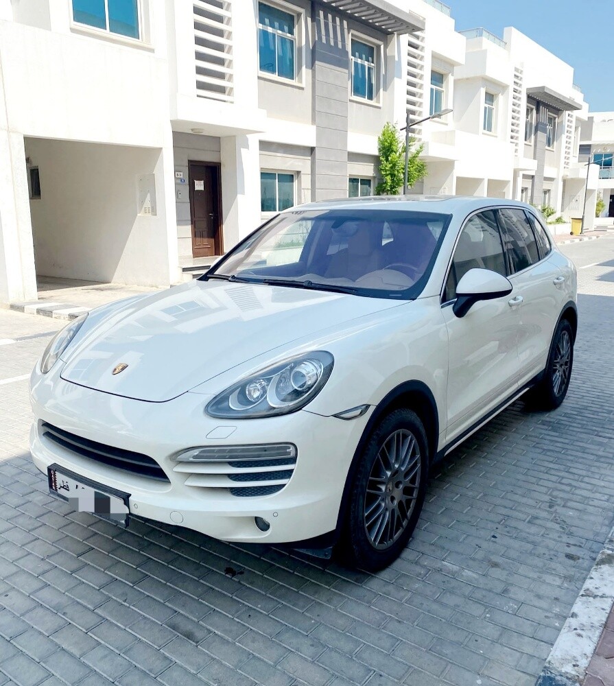 بورشه كايين
٢٠١١ - 3