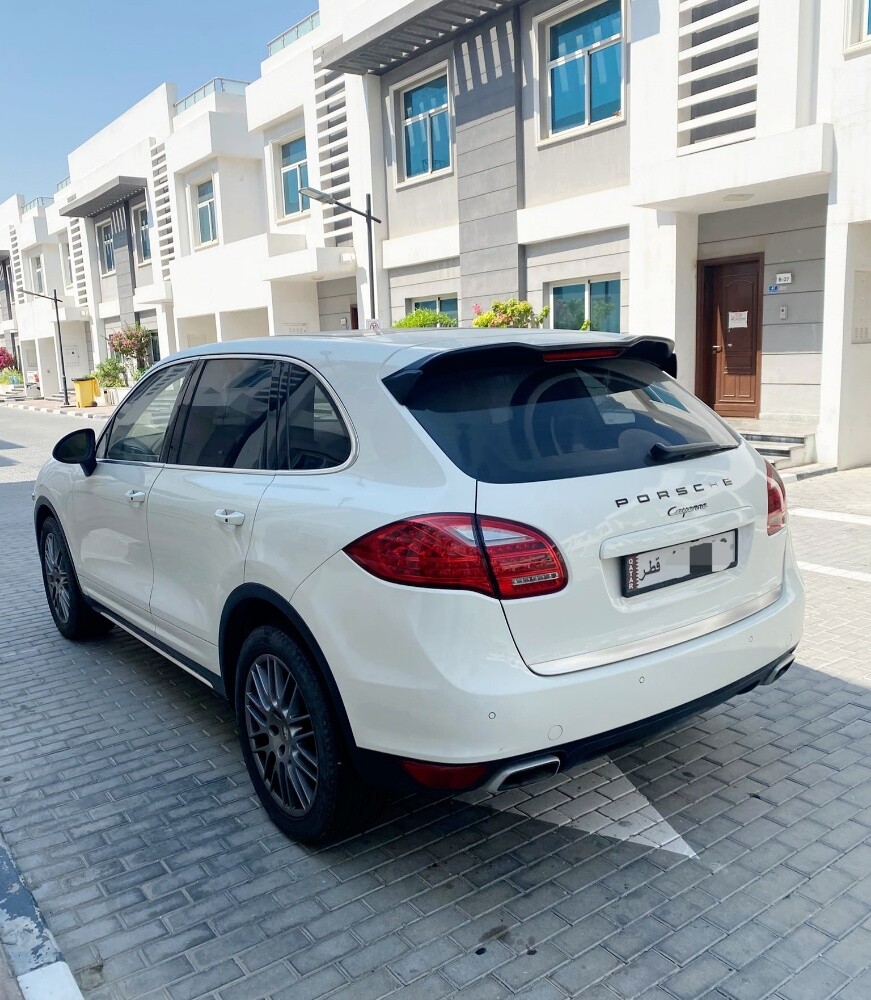 بورشه كايين
٢٠١١ - 4