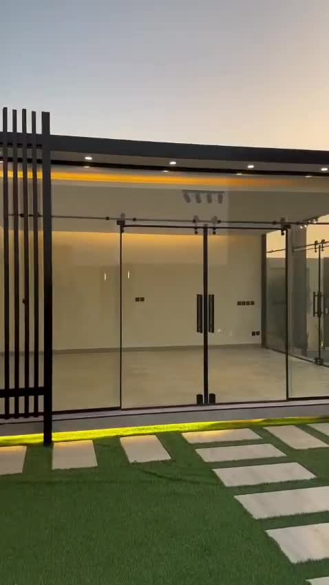 مجلس زجاجي - 1
